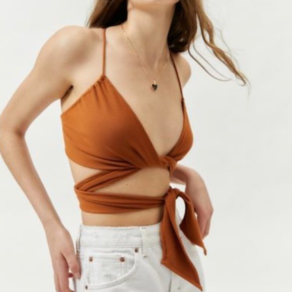 ⭐️ 🌻 UO All Tied Up Convertible Hipster Boho Peasant Hippie Farm Deco Wrap Top - Picture 1 of 2